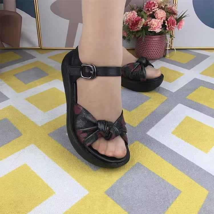 Sandalias con plataforma estampadas