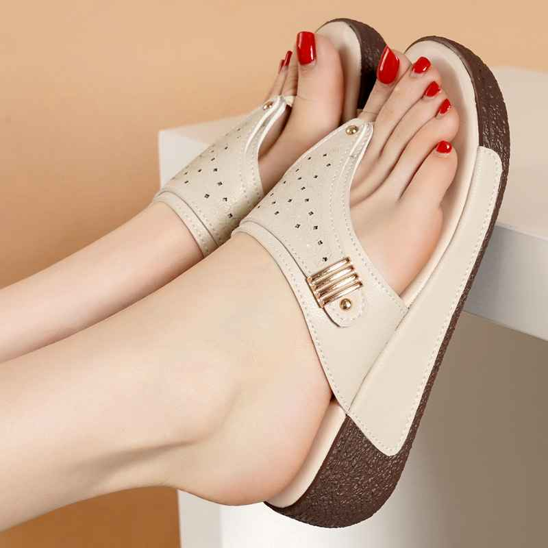 Zapatillas de piel suave con suela gruesa