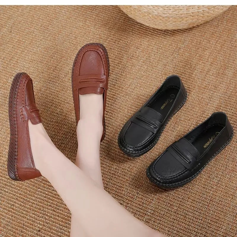 Zapatos de punta redonda de piel suave