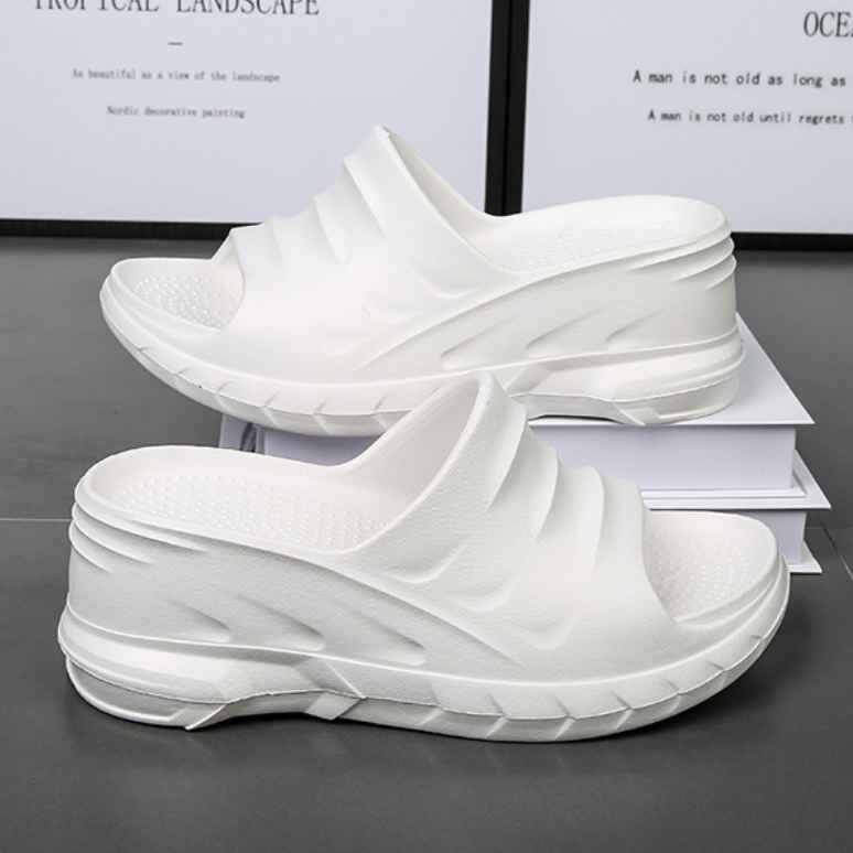 Pantuflas con plataforma y cuña