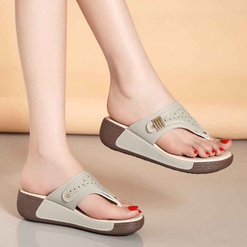 Zapatillas de piel suave con suela gruesa