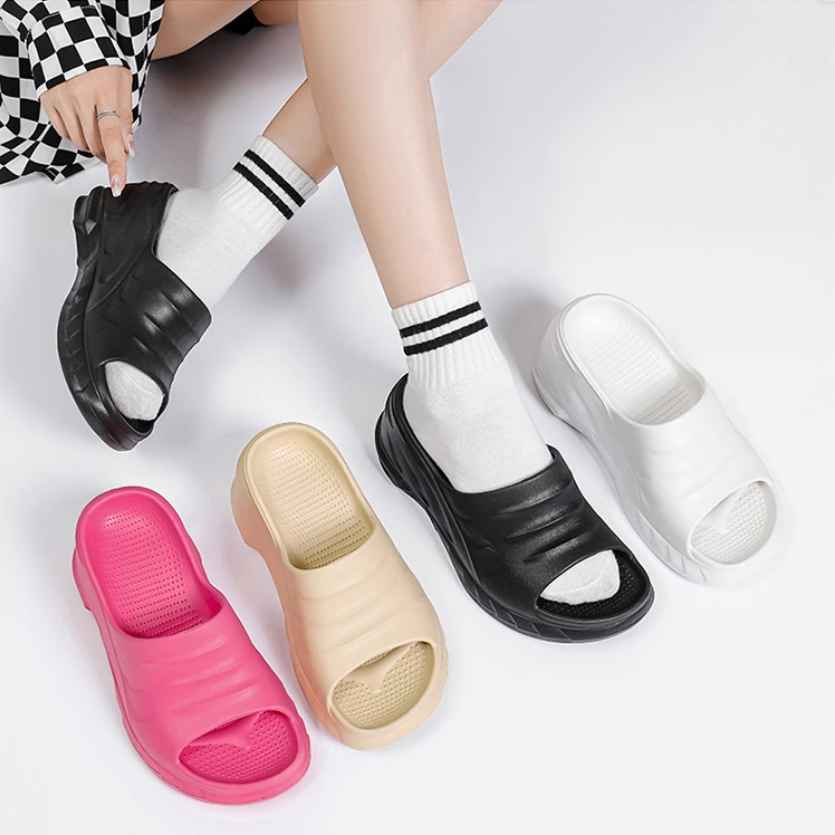 Pantuflas con plataforma y cuña